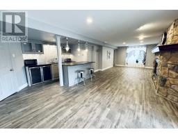 1836 HAYCOCK PLACE - 39