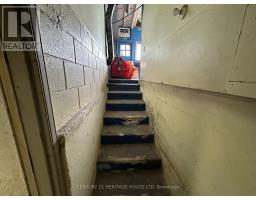 3393 WANEETA DRIVE - 22