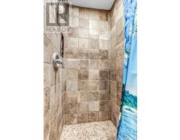 18 HICKORY BOULEVARD W - 16