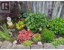 39 - 145 NORTH CENTRE ROAD - 33