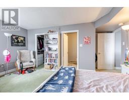 1705 - 695 RICHMOND STREET - 18