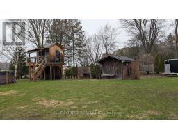 21948 ADELAIDE STREET N - 26