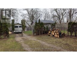 21948 ADELAIDE STREET N - 32