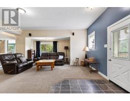 21948 ADELAIDE STREET N - 8