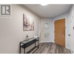 1604 - 695 RICHMOND STREET - 14