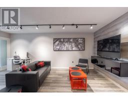 1604 - 695 RICHMOND STREET - 2