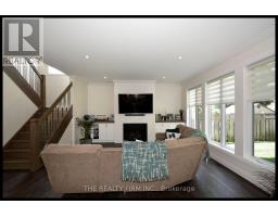 285 ELIZABETH STREET - 5