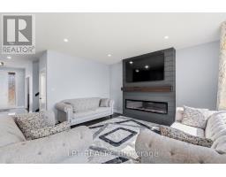 163 MCLEOD STREET - 14