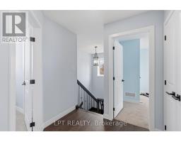 163 MCLEOD STREET - 23