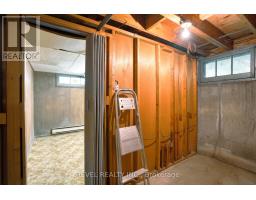 143 OAKSIDE STREET - 30