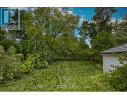 143 OAKSIDE STREET - 33