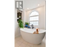 219 SUNSET DRIVE - 30