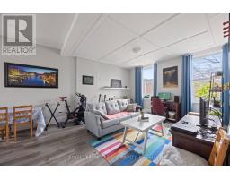 434 DUFFERIN AVENUE - 3