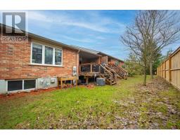 16 - 1337 COMMISSIONERS ROAD W - 39