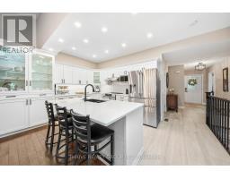 16 - 1337 COMMISSIONERS ROAD W - 7