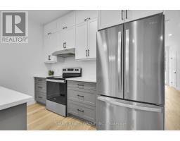 10 - 279 HILL STREET - 13