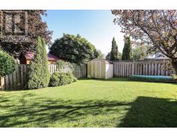 31 SINCLAIR CRESCENT - 23