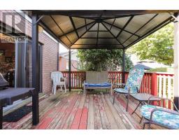 31 SINCLAIR CRESCENT - 29