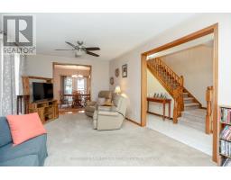 31 SINCLAIR CRESCENT - 6