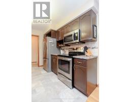 31 SINCLAIR CRESCENT - 9