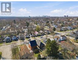 110 ST JULIEN STREET - 17
