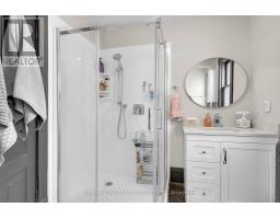 163 OXFORD STREET E - 23