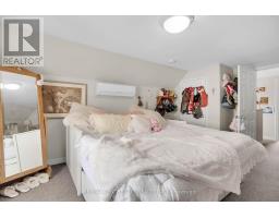 163 OXFORD STREET E - 25