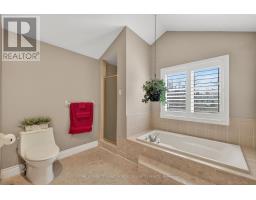 66 CHALFONT CRESCENT - 22