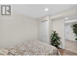 66 CHALFONT CRESCENT - 35