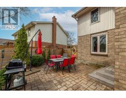 66 CHALFONT CRESCENT - 37