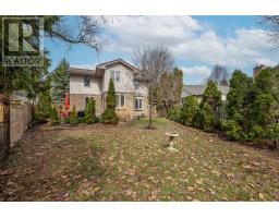 66 CHALFONT CRESCENT - 39