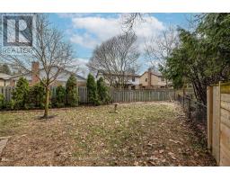 66 CHALFONT CRESCENT - 40