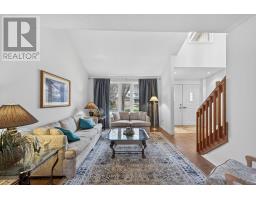 66 CHALFONT CRESCENT - 5