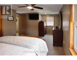 4027 CATHERINE STREET - 19