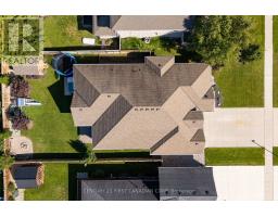 438 DARCY DRIVE - 16