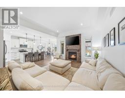 438 DARCY DRIVE - 21