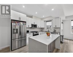 85 - 3380 SINGLETON AVENUE - 11