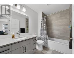 85 - 3380 SINGLETON AVENUE - 35