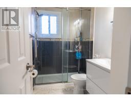 180 CLARA CRESCENT - 21