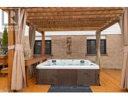 180 CLARA CRESCENT - 27