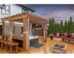 180 CLARA CRESCENT - 31