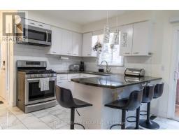 180 CLARA CRESCENT - 6