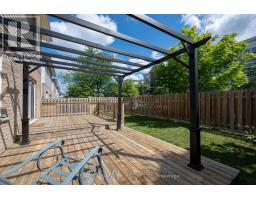 10 - 960 BITTERBUSH CRESCENT - 32