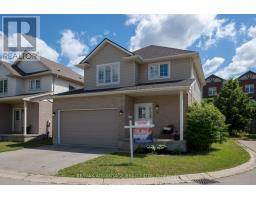 10 - 960 BITTERBUSH CRESCENT - 40