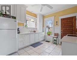 978 HACKETT STREET - 17