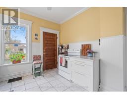 978 HACKETT STREET - 19