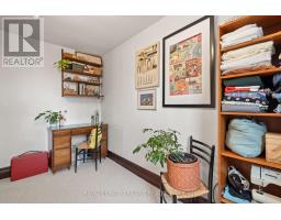 978 HACKETT STREET - 31