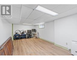 978 HACKETT STREET - 37