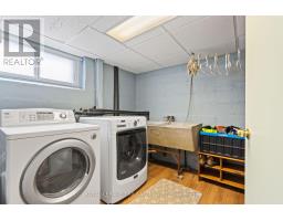 978 HACKETT STREET - 39