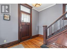 978 HACKETT STREET - 4